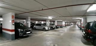 Parking coche en Avinguda de can marcet 14. Mundet av can marcet, vall hebron,  metro, bus