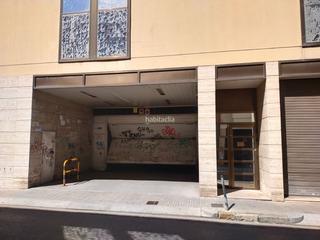 Aparcament cotxe a Carrer de bernat metge 33. Planta 1