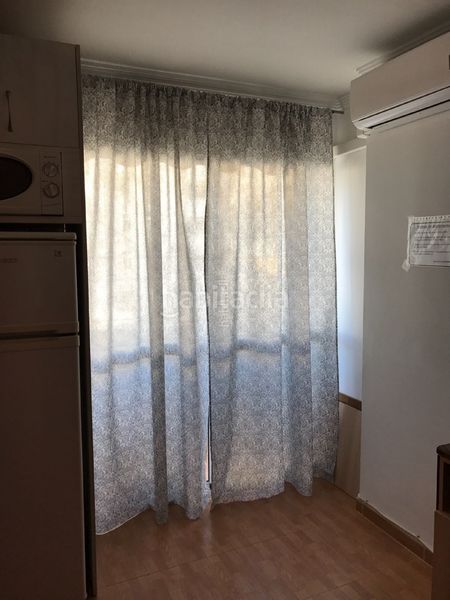 Apartamento en Avenida roca de la, 4. Apartamento reformado y bien situado cerca playa (Benalmádena, Málaga)