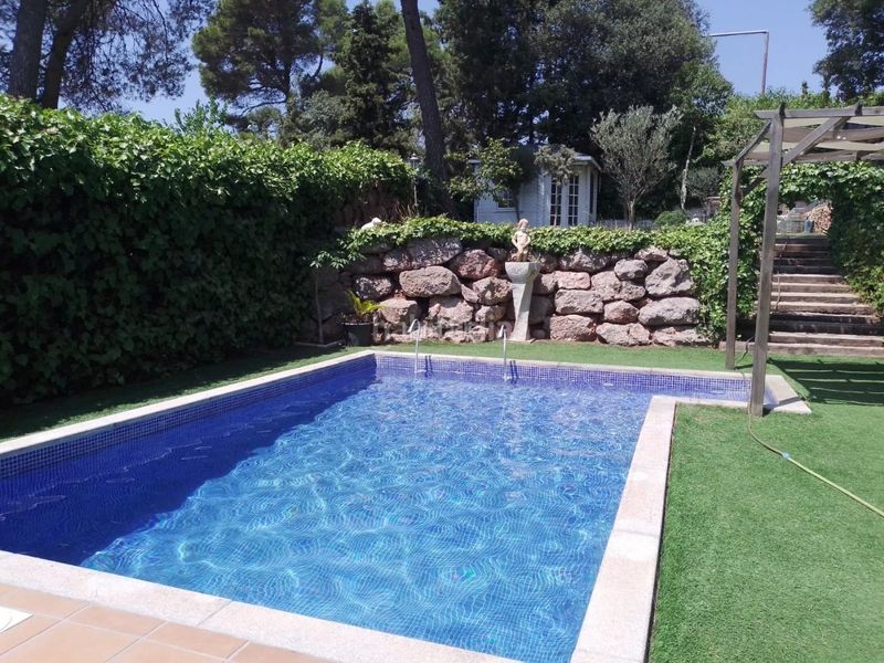 Foto 88e3e686-8087-4105-a63f-b01b43abdd23. House in carrer del cim 100 in Airesol Castellar del Vallès