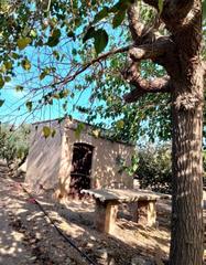 Finca rústica a Plaça de l'església vella 13. Se vende finca