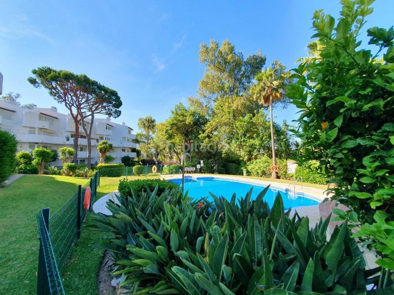 Dúplex en Calle pinos urb sitio de calahonda, 30. Dúplex de lujo (Mijas, Málaga)