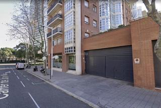Car parking in Carrer de joan miró 3. Plaza de parking mediana en venta