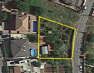 Wohngrundstück in Carrer la font 47. Terreno soleado y cerca del pueblo