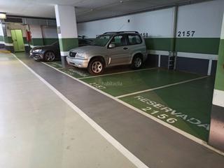 Aparcament cotxe a Carrer de la creu 14. Parking aparcament pompeu fabra engestur