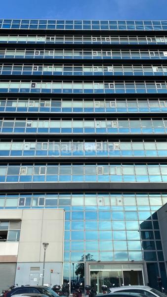 Foto 840cd525-3352-4122-967b-37b95a564791. Miete büro in passatge de la plana 14 in Centre Badalona