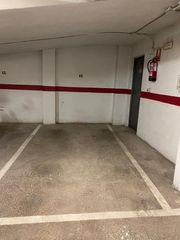 Alquiler Parking coche en C/ professor broch i llop, 1. Plaza de garaje en zona piscinas