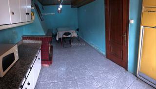 Casa aparellada a Lugar a igrexa 4. Casa de aldea de piedra