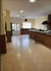 Rent Business premise in Carrer del general contreras 22. Local comercial en calle general conteras.