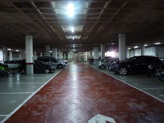 Alquiler Parking coche en Almogavares,. Oferta plaza de parking