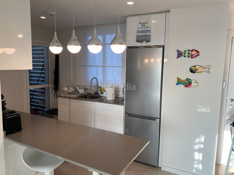 Alquiler Piso en Calle miguel de libes, 22. Piso con vistas al mar y a la montaña (Marbella, Málaga)