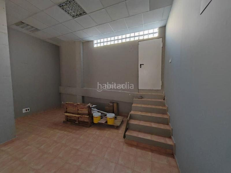Foto 3893c5d1-12bb-45ca-906f-b383e83fecd2. Local comercial en calle la luna 4d amplio local en Guadalajara
