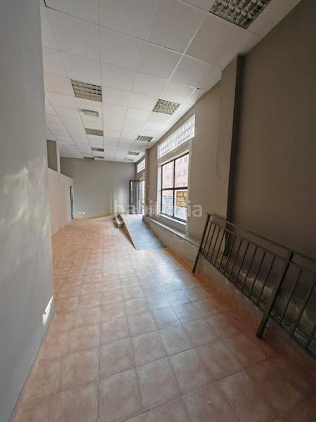 Foto c661b95b-337d-4cc9-8571-8fcc178a0430. Local comercial en calle la luna 4d amplio local en Guadalajara
