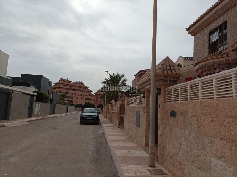 Foto 8b034bc5-8d83-4fac-a86e-5346f14ef2e4. Chalet en calle alemania 30 chalet unifamiliar independiente en Roquetas de Mar