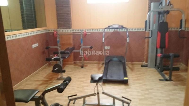 Foto a0d557c1-b0f7-4a3a-87e2-130734b5eb73. Chalet en calle alemania 30 chalet unifamiliar independiente en Roquetas de Mar