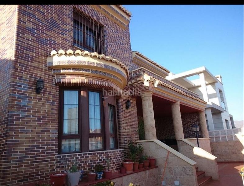 Foto f2c54118-0aeb-4481-8e3e-4b40804caeee. Chalet en calle alemania 30 chalet unifamiliar independiente en Roquetas de Mar