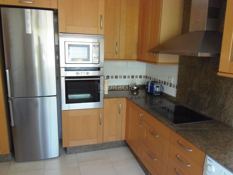 Foto a1cf30e5-7aae-48f7-9971-f2cfc2b4de35. Alquiler casa adosada en urbanizacion la meridiana 28 fantástica casa adosada en nagueles alto en Marbella