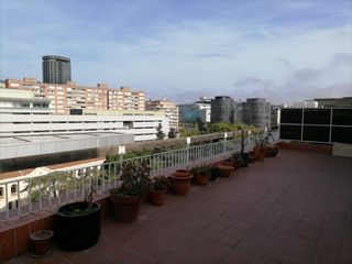 Piso en Carrer mejia lequerica, 34. Ático de 140 m2 + terraza de 50 m2 v.montaña