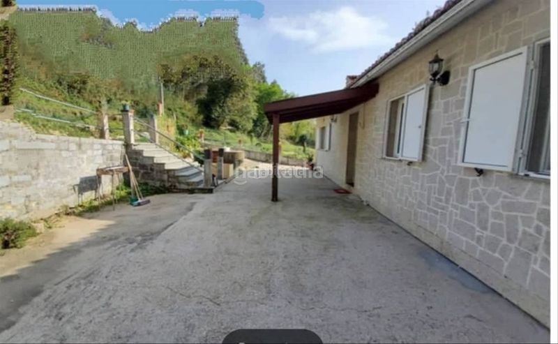 Foto 3b172aa0-df43-4b7f-a127-3bd0ea7340d1. Casa a lugar ermelo 8 a Bueu