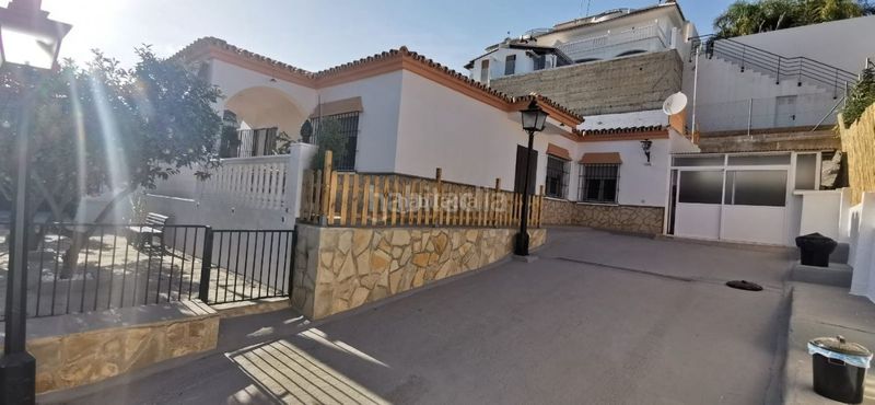 Planta baja en Urbanizacion monteolivos del rodeo,. Chalet con parcela de 600 m (Coín, Málaga)