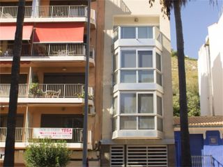 Casa adossada a Carrer del 25 d'abril 83. Sant antoni / calle 25 de abril