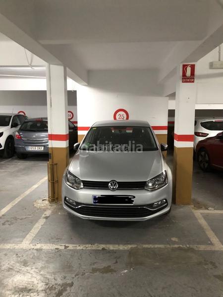 Foto 2e2acacd-4464-48c1-9402-62baeb53496b. Autoparkplatz in carrer de petrarca 61 in Vilapicina - Torre Llobeta Barcelona