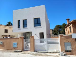 House in Carrer germanor 365. Carrer germanor