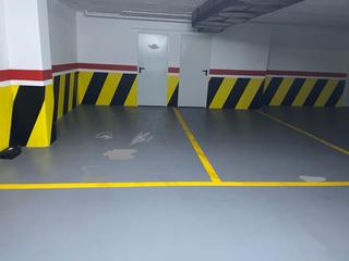 Miete Autoparkplatz in Carrer de pere de cabrera 30. Capont / carrer de pere de cabrera  30-38