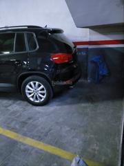 Posto auto in Carrer d'en baró 23. Plaza parking para coche y motomami
