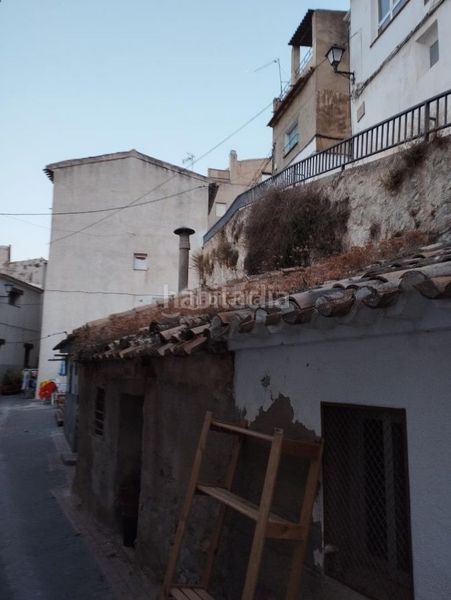 Foto df7e8ff4-47f7-448f-a837-99786111f672. Casa adossada a calle cantón 3a a Moratalla
