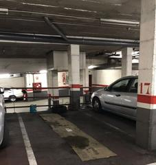 Miete Autoparkplatz in Carrer del molí 44. Plaza aparcamiento para coche grande.