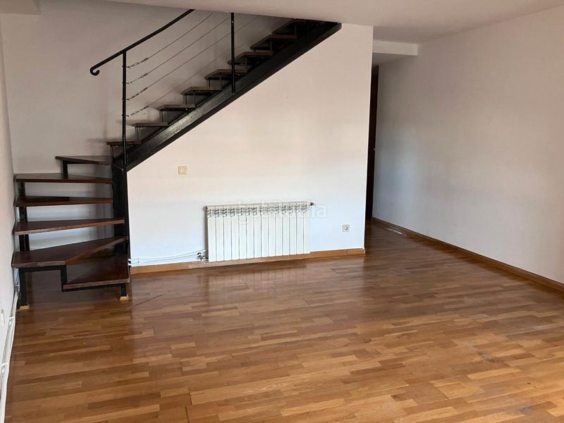 Foto 045785d3-d52a-4408-88dc-fbccc8e90c6b. Rent duplex in calle prado mingo 20 in Casco Antiguo Galapagar