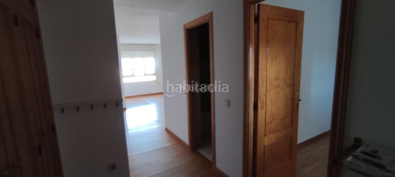 Foto 5512c2c5-bc21-4a52-8352-08f797e8874f. Rent duplex in calle prado mingo 20 in Casco Antiguo Galapagar