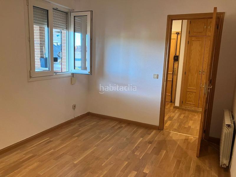 Foto bc7af696-15f7-4fc3-ba62-8bf571591791. Rent duplex in calle prado mingo 20 in Casco Antiguo Galapagar