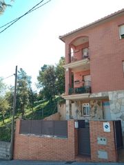 Casa adosada en Avinguda de les flors, s/n. Santa coloma de cervelló / avinguda de les flors
