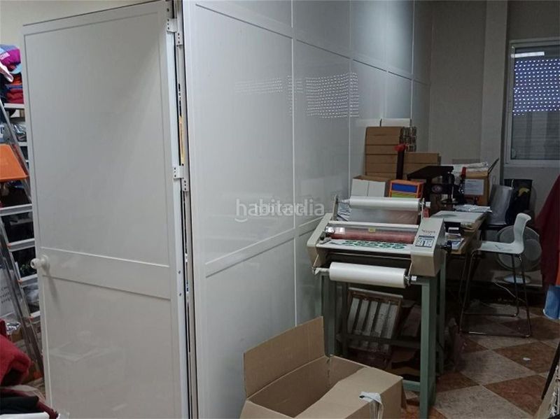 Foto ed799448-dbfc-410f-a8ec-6f78895bcdb7. Büro in calle via aurelia 2 in Centro Montequinto