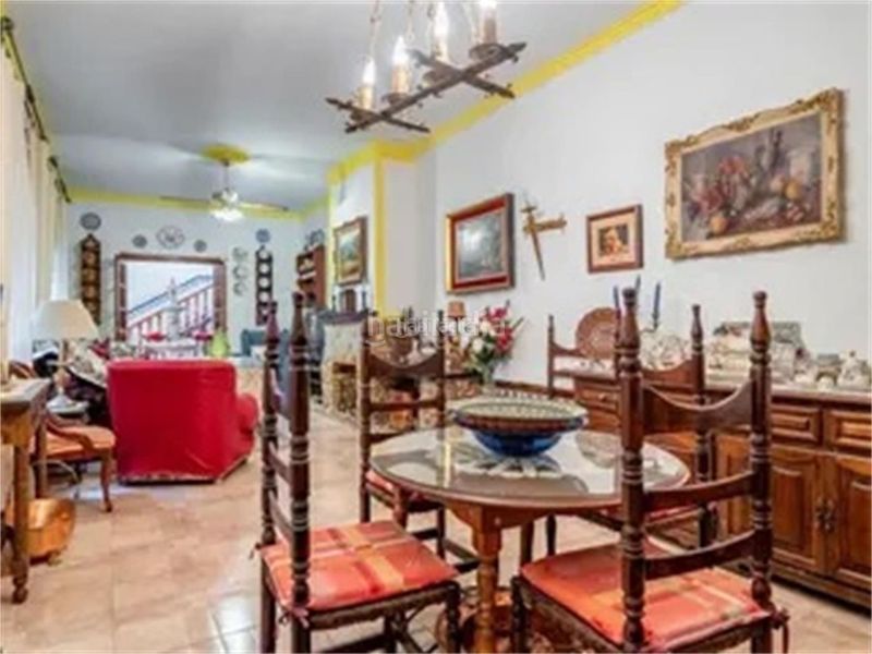 Foto 1262226a-1c8e-4713-bc77-e0e692fb6acd. Casa a calle clavel 1 a Tocina