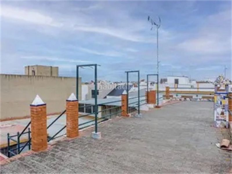 Foto f1a515ee-7424-41a1-9e4f-24802bd0ac79. Casa a calle clavel 1 a Tocina