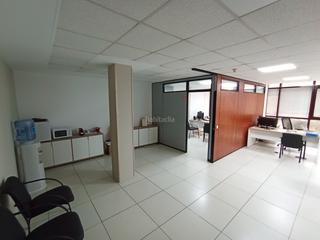Location Bureau à Carrer d'alfons el magnànim 32. Es camp redó / carrer d