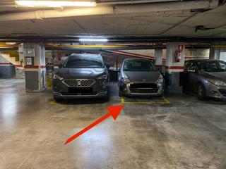 Alquiler Parking coche en Carrer de bailèn 165. Plaza prarking