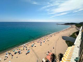 Estudio en Passeig marítim 166. ¡estudio reformado con vistas al mar y parking en platja d’aro!
