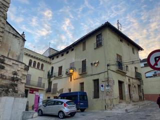 Casa en Pasaje del leon 4. Casa en el centro de xativa con vistas al castillo