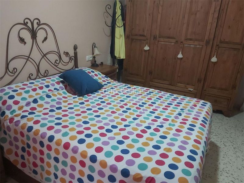 Foto b27d6be7-3c2d-4758-81fd-939a0f6a867f. Pis a calle granada 33 a Centro Ronda