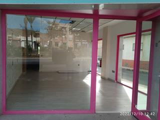 Lloguer Local Comercial a Bulevar ciudad de vícar 613. ¡monta tu negocio en tiempo récord!