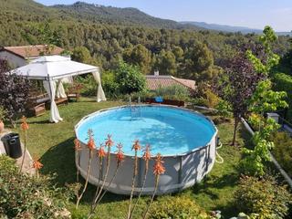 Dúplex a Avinguda can coral 21. Casa individual con vistas a parque natural