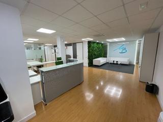 Location Bureau à Avenida maisonnave 28 bis. Alquiler de puestos de trabajo y despachos