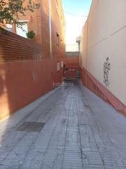 Autoparkplatz in Avinguda generalitat de catalunya 8. Plaza de garaje (zona ocata)