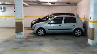 Parking voiture à Carrer de tàrrega 25. Parking