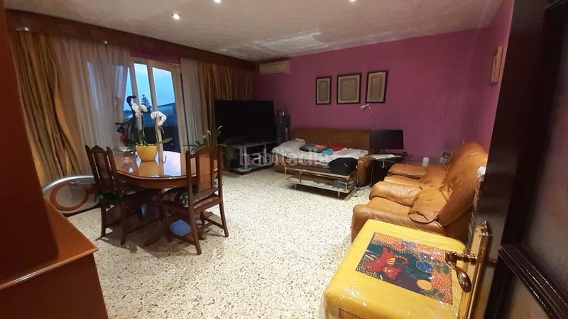 Foto 36abb050-f3a3-4e05-a5d0-4c12fa3bb26a. Casa adosada en carretera d'olot 30 / carretera d en Vilafant