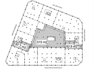 Location Local commercial à Calle del san miguel 23. Local comercial de 695 m2, con acceso a dos calles